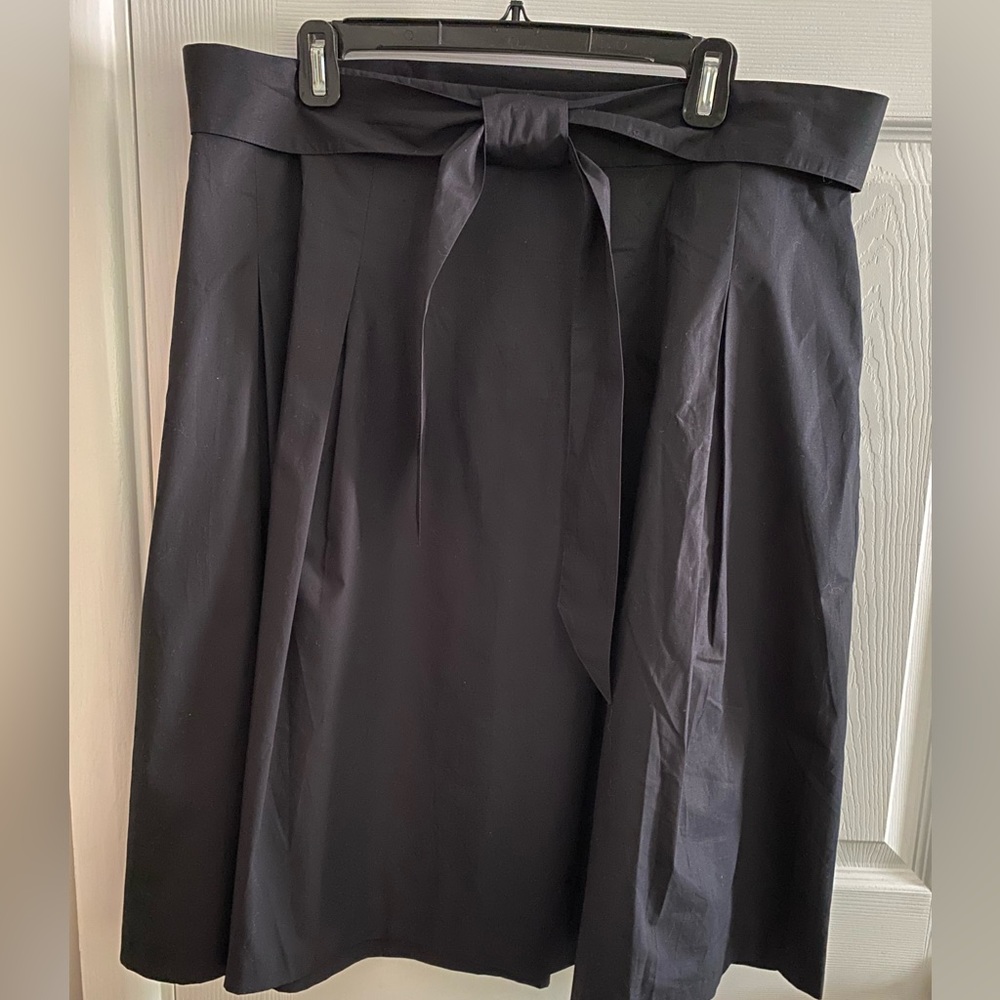 NWT Talbots 16WP Black Poplin Fit & Flare Skirt